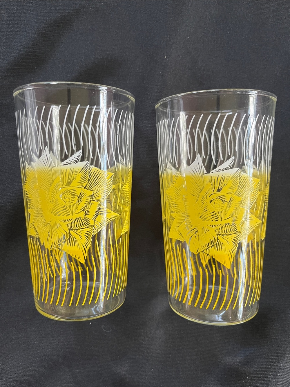 2 Vtg MCM Glasses Yellow & White Floral Rose Design W/Abstract Line Pattern